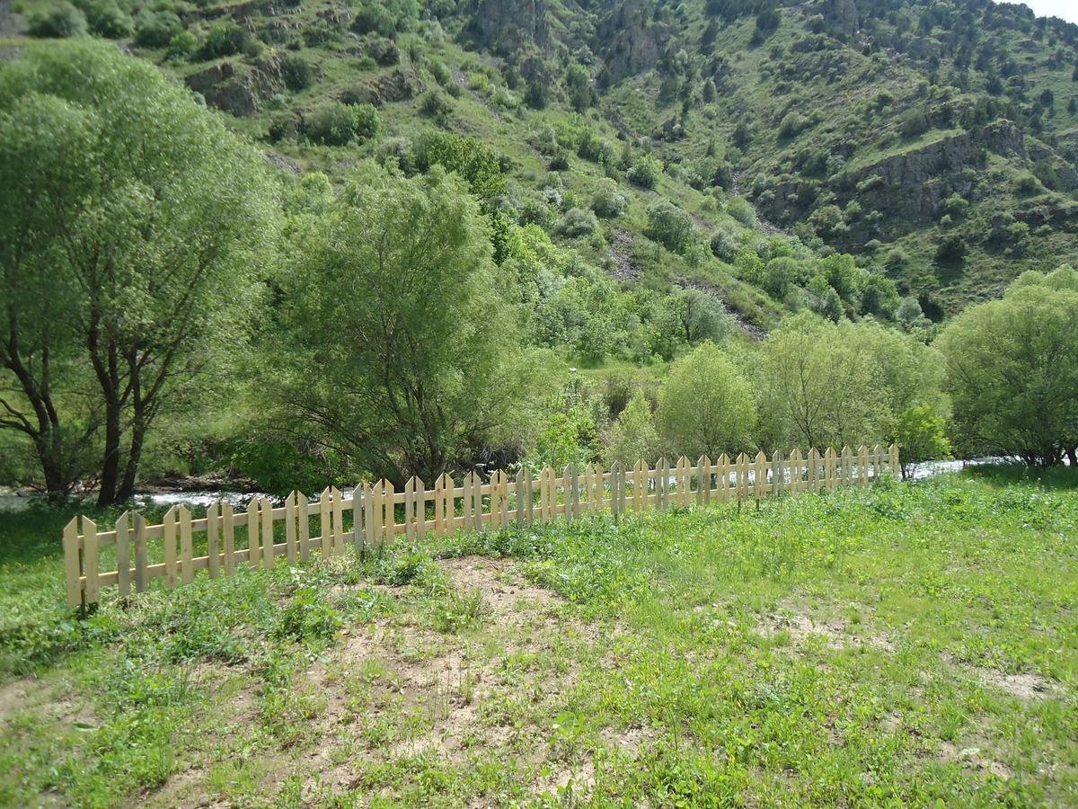 The River House Yeghegis Yekhegis Exterior foto